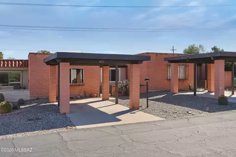 457 W Calle De Oro, Green Valley, AZ 85614
