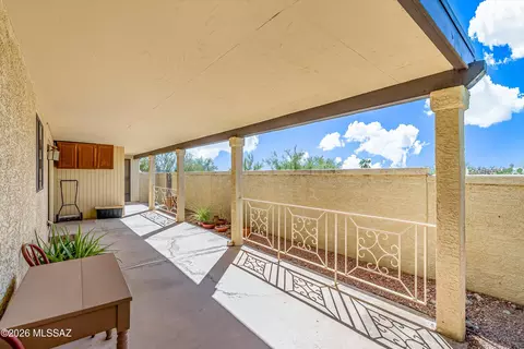 Exterior - 6801 E Brownstone Pl, Tucson, AZ 85750 photo 4 of 10