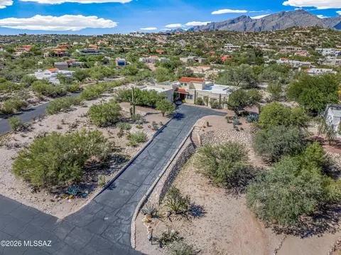 View/Area - 6801 E Brownstone Pl, Tucson, AZ 85750 photo 3 of 11