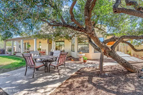 Exterior - 6801 E Brownstone Pl, Tucson, AZ 85750 photo 5 of 10