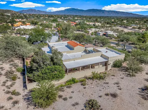 View/Area - 6801 E Brownstone Pl, Tucson, AZ 85750 photo 7 of 11