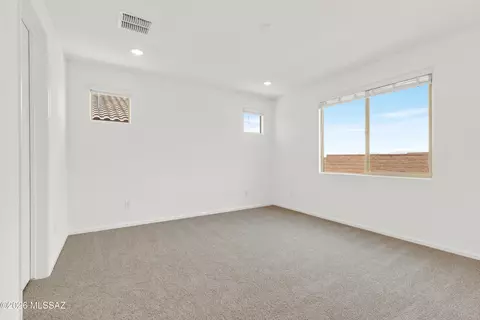 Bedroom - 13959 E Lagomorpha Pl, Vail, AZ 85641 photo 2 of 2