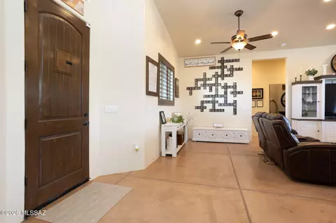 Entry Way - 2540 E Lomas Dr, Vail, AZ 85641 photo 2 of 2