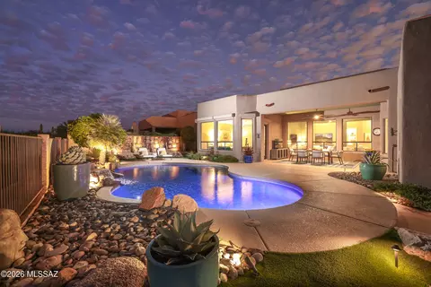 12361 N Fallen Shadows Dr, Marana, AZ 85658