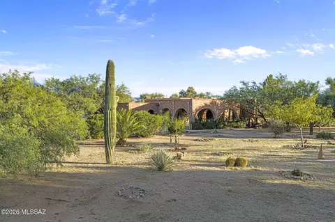 1605 S Camino Del Sol, Green Valley, AZ 85622