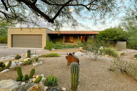 4460 N Tourmaline Pl, Tucson, AZ 85750