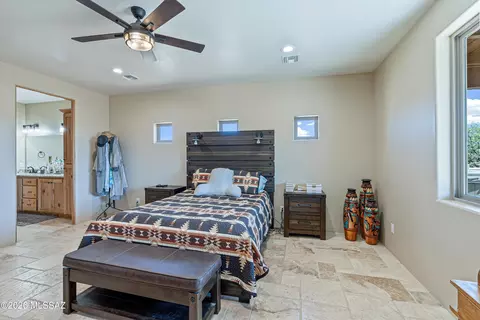 Bedroom - 3221 W Thunder Pass Rd, Benson, AZ 85602 photo 3 of 5