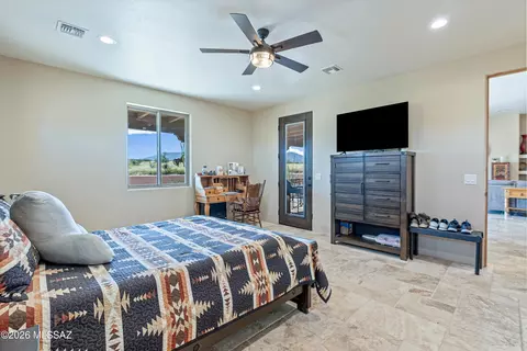 Bedroom - 3221 W Thunder Pass Rd, Benson, AZ 85602 photo 2 of 5