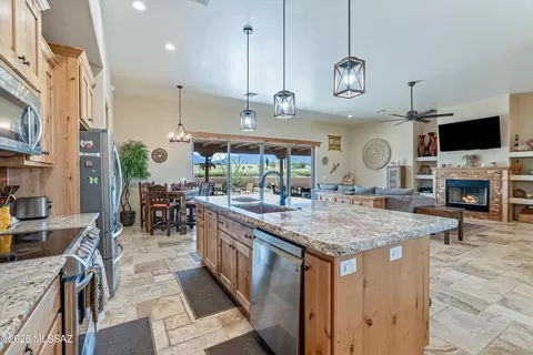 Kitchen - 3221 W Thunder Pass Rd, Benson, AZ 85602 photo 4 of 4