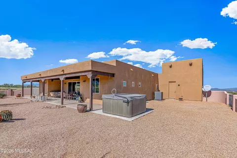 Exterior - 3221 W Thunder Pass Rd, Benson, AZ 85602 photo 10 of 11