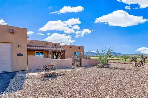 Exterior - 3221 W Thunder Pass Rd, Benson, AZ 85602 photo 4 of 11