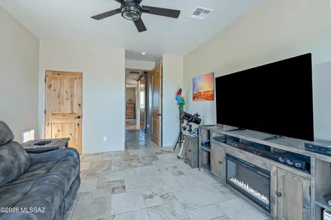 Entry Way - 3221 W Thunder Pass Rd, Benson, AZ 85602 photo 2 of 2