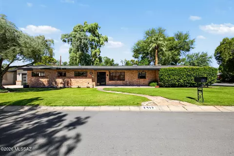 2917 E Hardy Pl, Tucson, AZ 85716