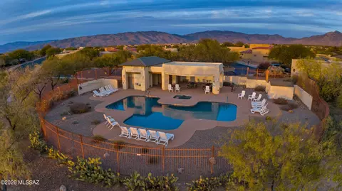 Exterior - 14024 E Fairway Bluff Ct, Vail, AZ 85641 photo 4 of 5