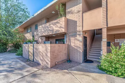 3940 E Timrod St #103, Tucson, AZ 85711