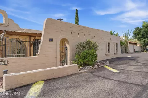 5172 N Pueblo Villas Dr, Tucson, AZ 85704