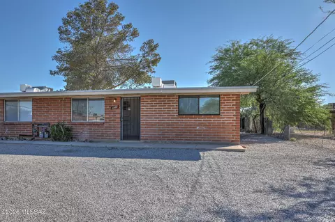 402 E Yavapai Rd, Tucson, AZ 85705
