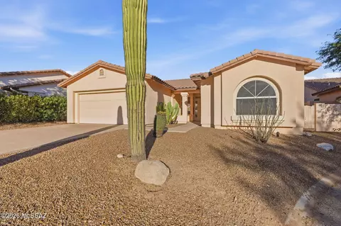 9910 N Crystal Spring Pl, Tucson, AZ 85742