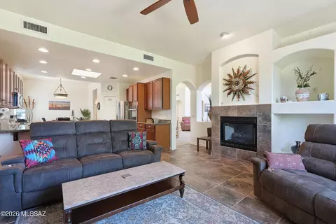 Living - 14061 E Copper Mesa Ct, Vail, AZ 85641 photo 5 of 5