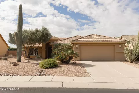 2328 E Desert Pueblo Pass, Green Valley, AZ 85614