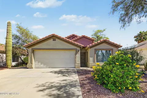 8596 N Sayante Way, Tucson, AZ 85743