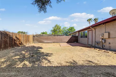Exterior - 6755 E Hawk Dr, Tucson, AZ 85730 photo 4 of 8