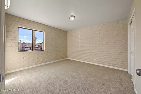 Bedroom - 6755 E Hawk Dr, Tucson, AZ 85730 photo 1 of 4