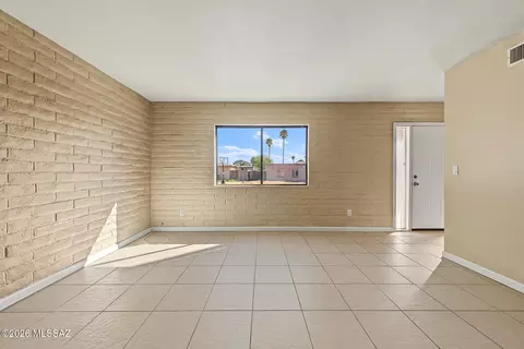 Living - 6755 E Hawk Dr, Tucson, AZ 85730 photo 4 of 4
