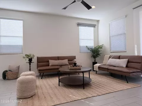 Living - 11299 S Weismann Dr, Vail, AZ 85641 photo 1 of 2