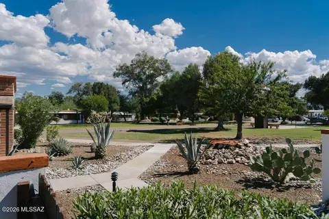 328 S Paseo Pena #C, Green Valley, AZ 85614
