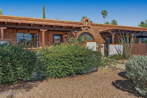 456 S Paseo Quinta #B, Green Valley, AZ 85614