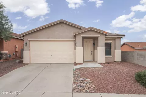 2066 S Aliso Spring Ln, Tucson, AZ 85748