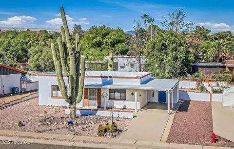 400 S Vista Del Rio, Green Valley, AZ 85614