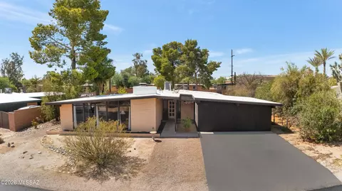 Exterior - 8740 E Dexter Dr, Tucson, AZ 85715 photo 1 of 6