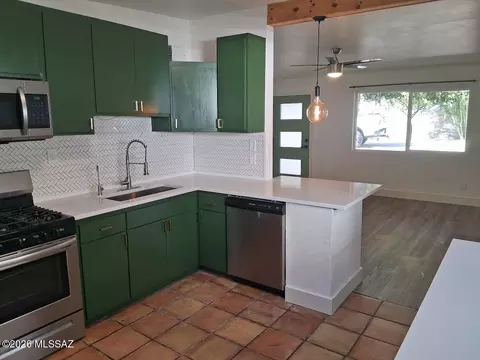 1960 W King Ave, Tucson, AZ 85713