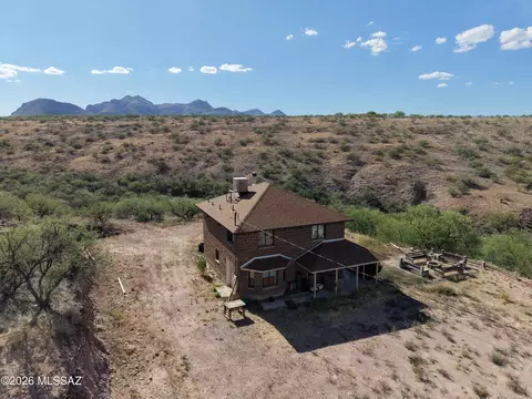 1470 Circulo Jacona, Rio Rico, AZ 85648