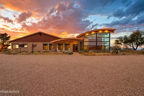 1969 W Three Oclock Hill Rd, Oracle, AZ 85623