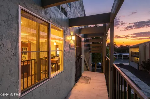 836 S Langley Ave #204, Tucson, AZ 85710