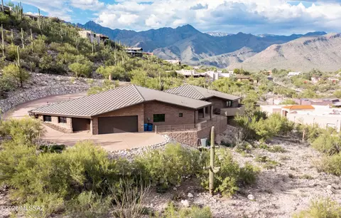 4450 N Buckskin Way, Tucson, AZ 85750