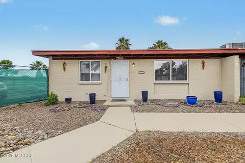 3882 S Evergreen Ave, Tucson, AZ 85730