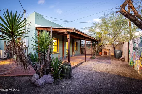 704 W 18th St, Tucson, AZ 85745