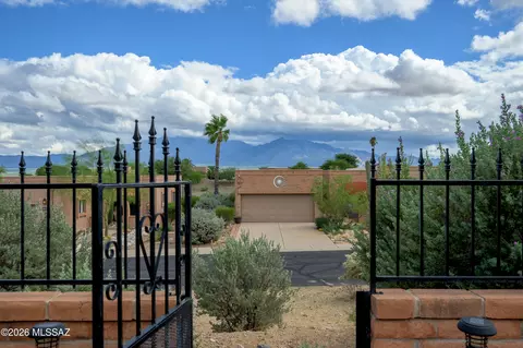 3389 S Placita Del Disfrute, Green Valley, AZ 85622