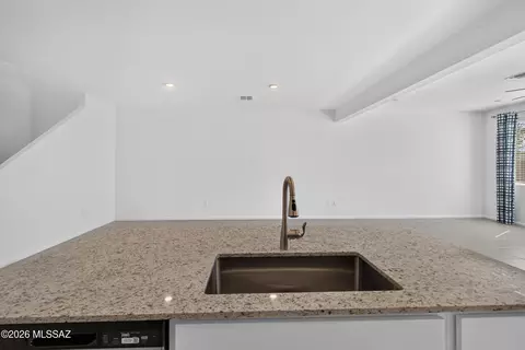 Kitchen - 8870 E Moontear Way, Vail, AZ 85641 photo 3 of 4