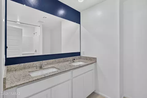 Bath - 8870 E Moontear Way, Vail, AZ 85641 photo 1 of 4