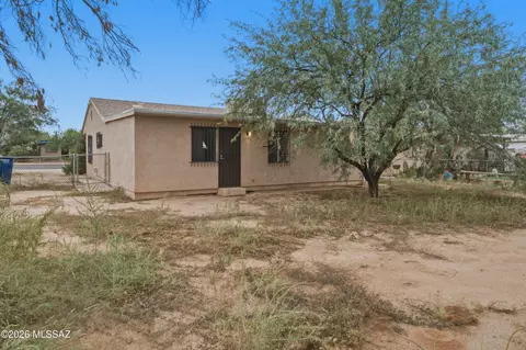 Exterior - 3249 E 25th St, Tucson, AZ 85713 photo 1 of 1