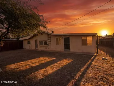 227 S Grande Ave #A, Tucson, AZ 85745