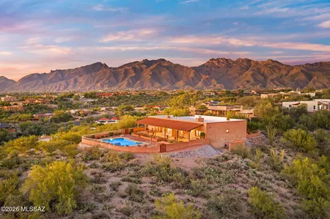 5980 E Avenida Arriba, Tucson, AZ 85750