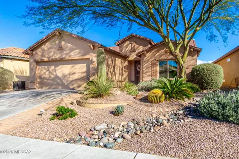 10071 S Black Surrey Dr, Vail, AZ 85641