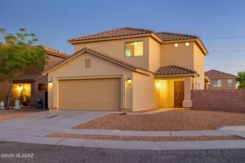 2067 W Silver Grass Pl, Tucson, AZ 85745