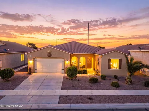 458 N Agua Fria Ln, Casa Grande, AZ 85194